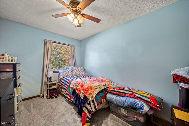 7435 Glenwood Road, Conneaut, OH 44030