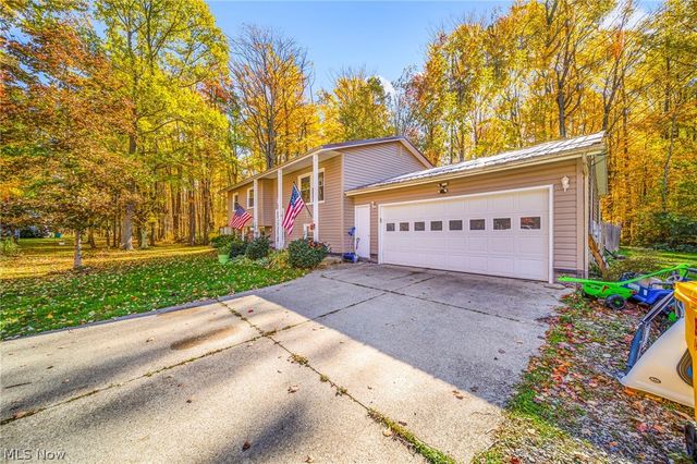 7435 Glenwood Road, Conneaut, OH 44030