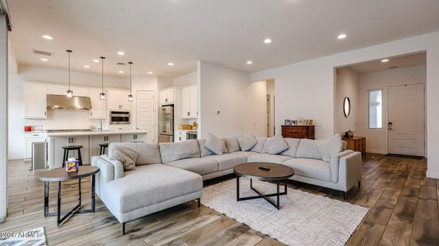 4013 W HAYDUK Road, Laveen, AZ 85339