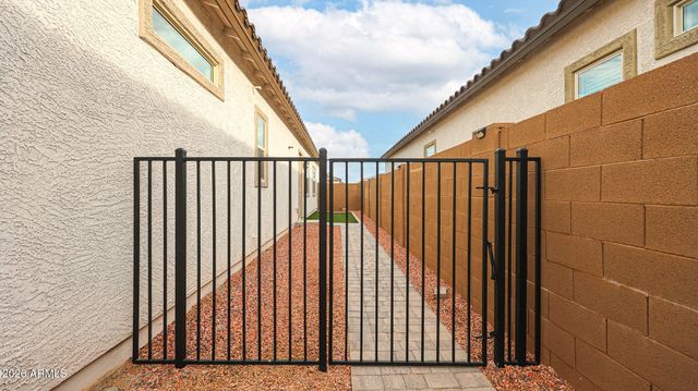 4013 W HAYDUK Road, Laveen, AZ 85339