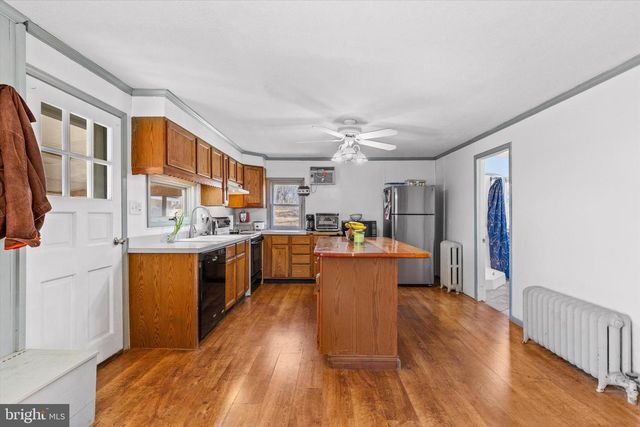 68 GAMBERS CORNER RD, Duncannon, PA 17020