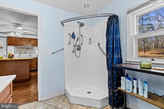 68 GAMBERS CORNER RD, Duncannon, PA 17020