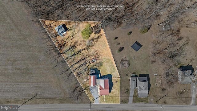 68 GAMBERS CORNER RD, Duncannon, PA 17020