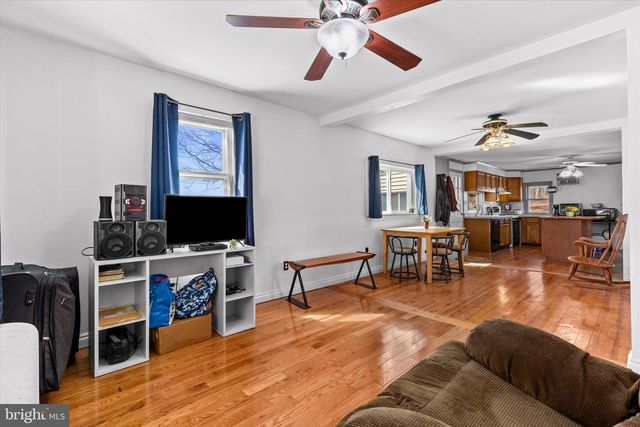 68 GAMBERS CORNER RD, Duncannon, PA 17020