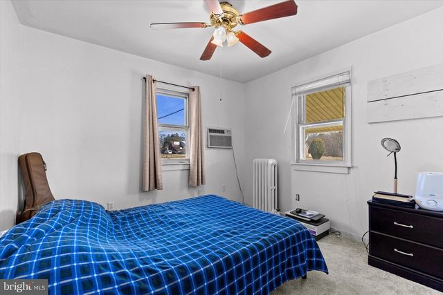 68 GAMBERS CORNER RD, Duncannon, PA 17020