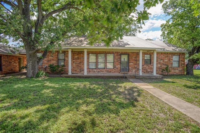 1674 Old McDade RD A, Elgin, TX 78621