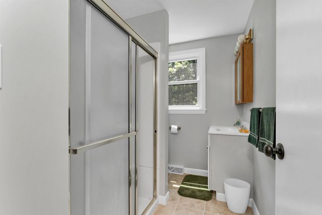 13 Evergreen Drive, Bow, NH 03304