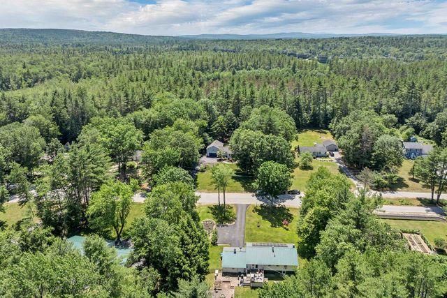 13 Evergreen Drive, Bow, NH 03304