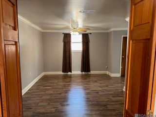 57734 Grove Rd, Plaquemine, LA 70704