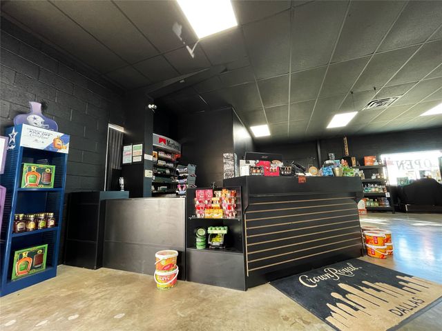 130 W Woodard Street, Denison, TX 75020