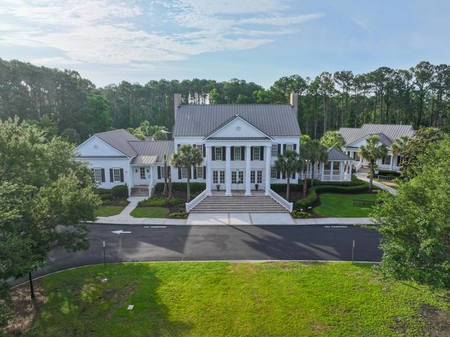 3601 W Higgins Drive, Mount Pleasant, SC 29466