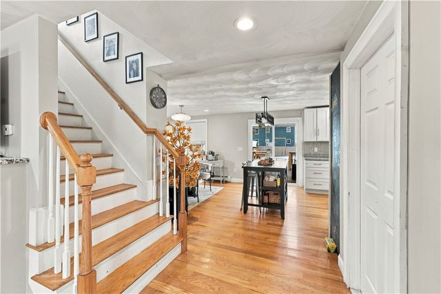 14 King Street, Pawtucket, RI 02886