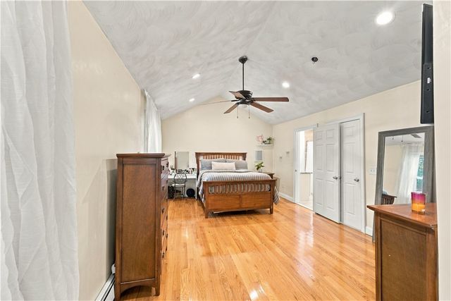 14 King Street, Pawtucket, RI 02886