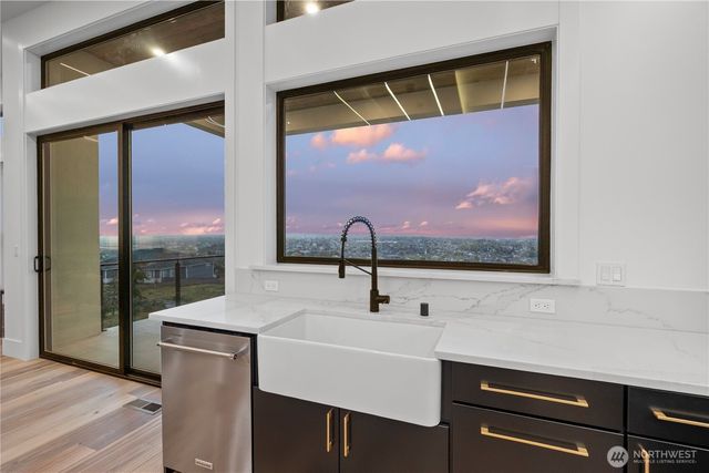 5411 Hershey Lane, West Richland, WA 99353