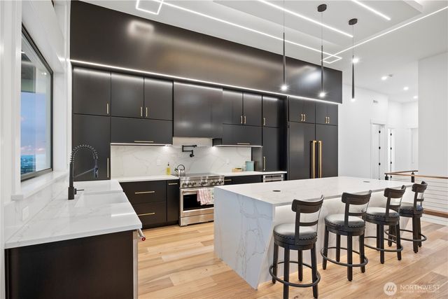 5411 Hershey Lane, West Richland, WA 99353