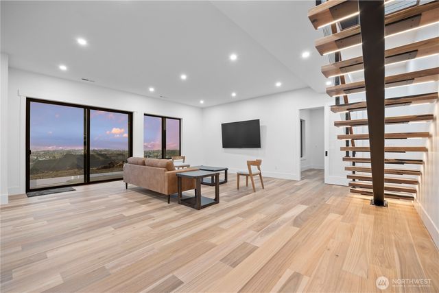 5411 Hershey Lane, West Richland, WA 99353