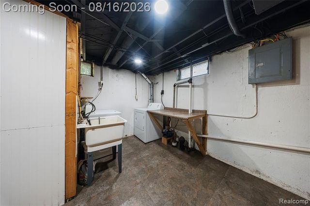1619 Camden Street, Ferndale, MI 48220