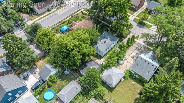 1619 Camden Street, Ferndale, MI 48220