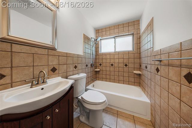 1619 Camden Street, Ferndale, MI 48220