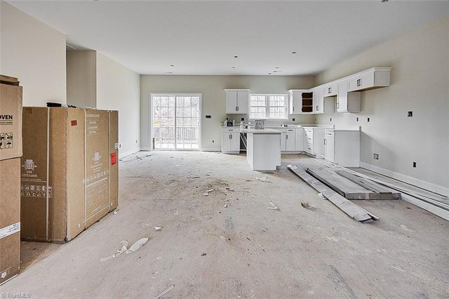 942 Ponderosa Heights Place, Asheboro, NC 27205