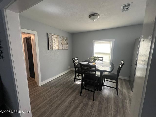 304 LAWTON Avenue, Jacksonville, FL 32208