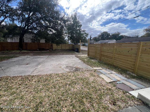 304 LAWTON Avenue, Jacksonville, FL 32208