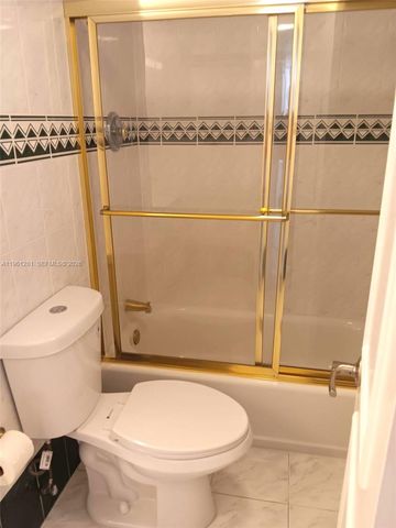 3703 NE 166th St 1007, North Miami Beach, FL 33160