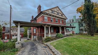 2304 Upland Place, Cincinnati, OH 45206