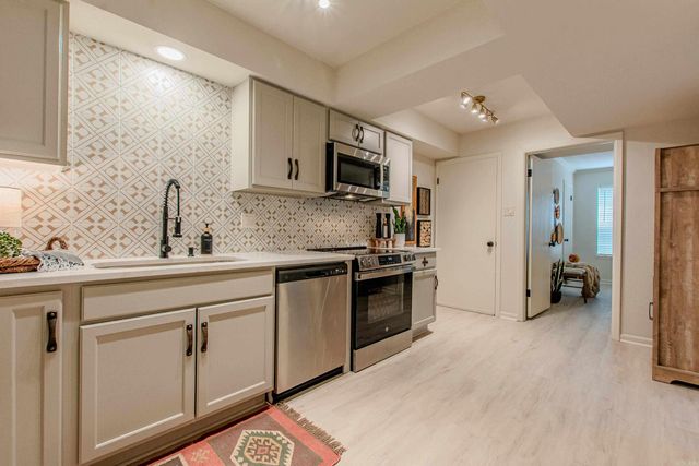 2221 Wentwood Valley Dr Apt 47, Little Rock, AR 72212