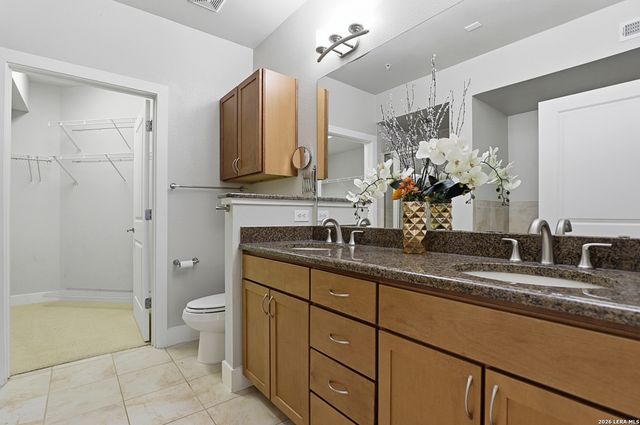 7342 Oak Manor Dr Apt 4210, San Antonio, TX 78229