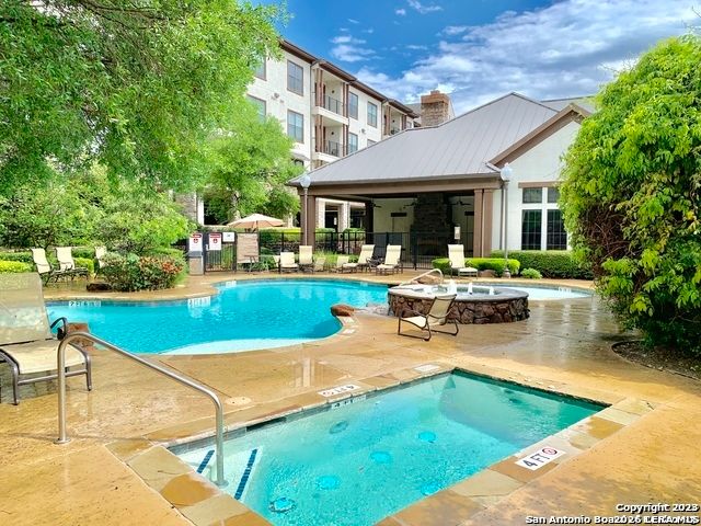 7342 Oak Manor Dr Apt 4210, San Antonio, TX 78229