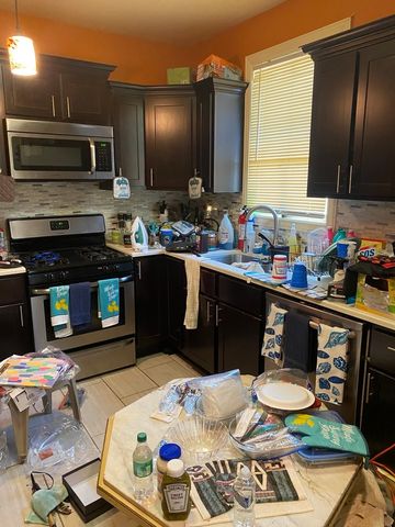 8611 S Aberdeen Street, Chicago, IL 60620