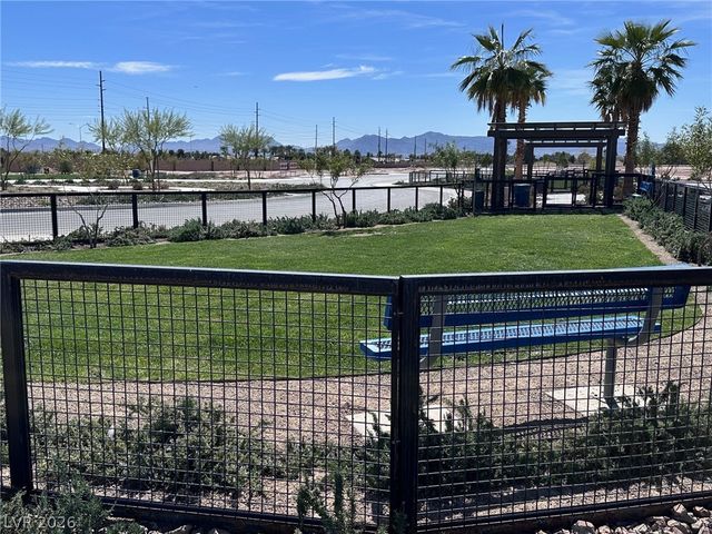 5637 Thunder Blue Avenue, Las Vegas, NV 89122