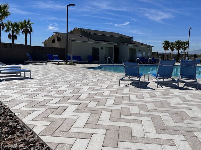 5637 Thunder Blue Avenue, Las Vegas, NV 89122