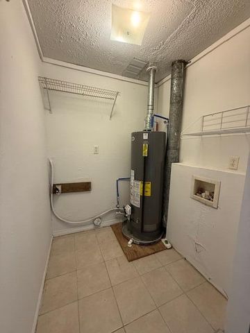 1338 N Park Avenue, Springfield, MO 65802