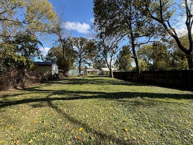 1338 N Park Avenue, Springfield, MO 65802