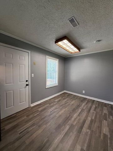 1338 N Park Avenue, Springfield, MO 65802