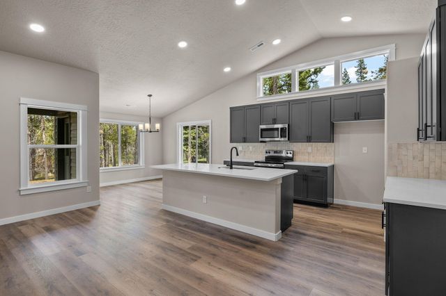 17248 Avocet Drive, Bend, OR 97707