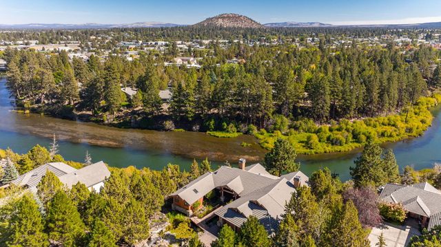 247 NW Scenic Heights Drive, Bend, OR 97703