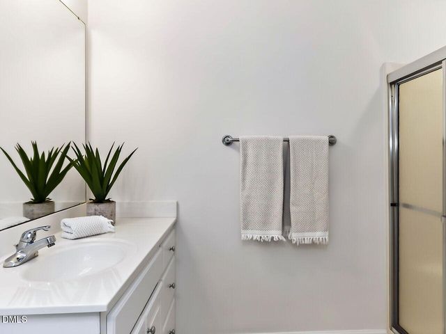 117 Starwood Lane, Holly Springs, NC 27540