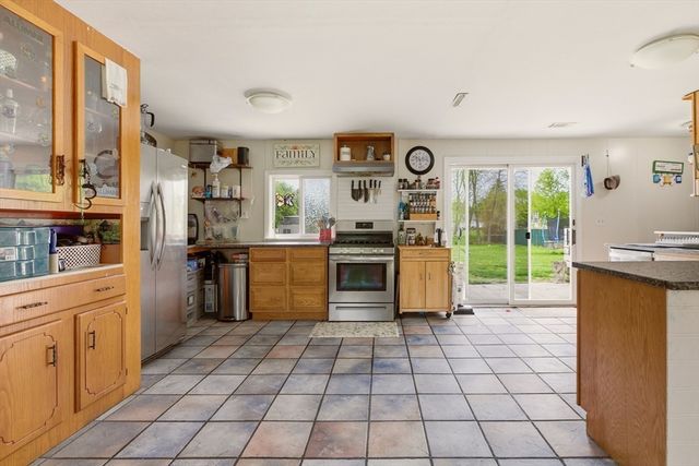304 Bushee Road, Swansea, MA 02777
