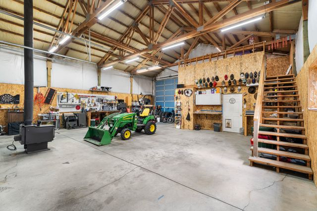 152381 Wagon Trail Road, La Pine, OR 97739