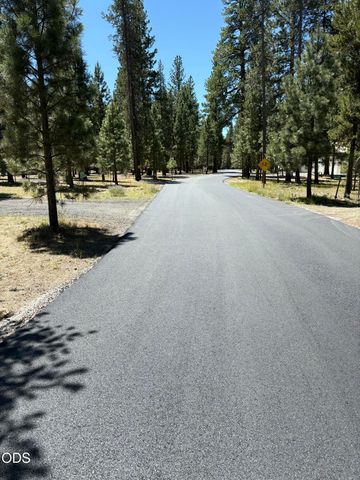 152381 Wagon Trail Road, La Pine, OR 97739