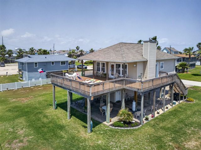 3930 Navarro Drive, Galveston, TX 77554