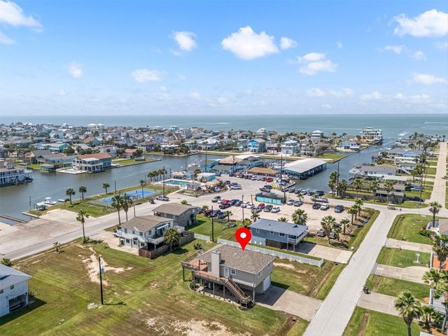 3930 Navarro Drive, Galveston, TX 77554