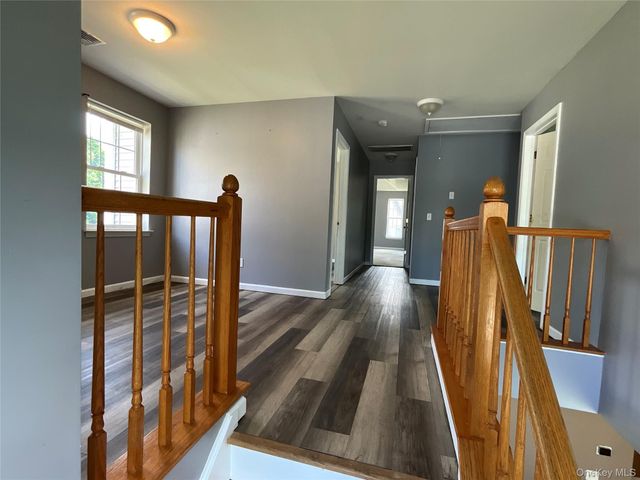 6 Blackmoor Circle, Highland Mills, NY 10930