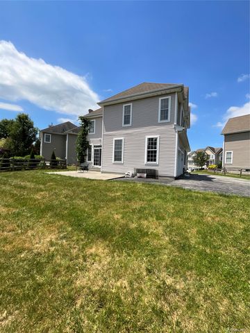 6 Blackmoor Circle, Highland Mills, NY 10930
