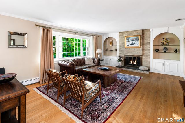 89 Eastover Road, Stamford, CT 06905