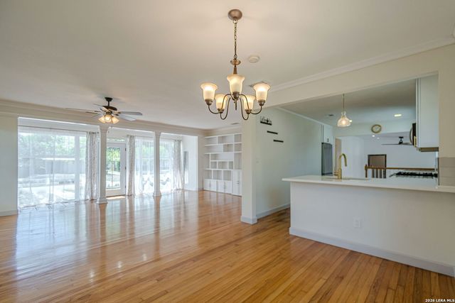 227 Devonshire Dr, San Antonio, TX 78209