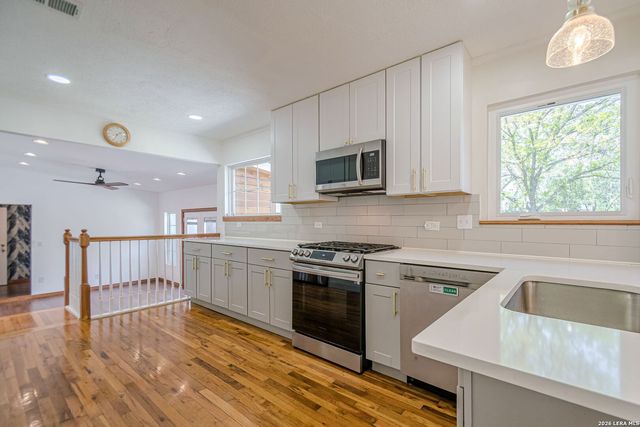 227 Devonshire Dr, San Antonio, TX 78209